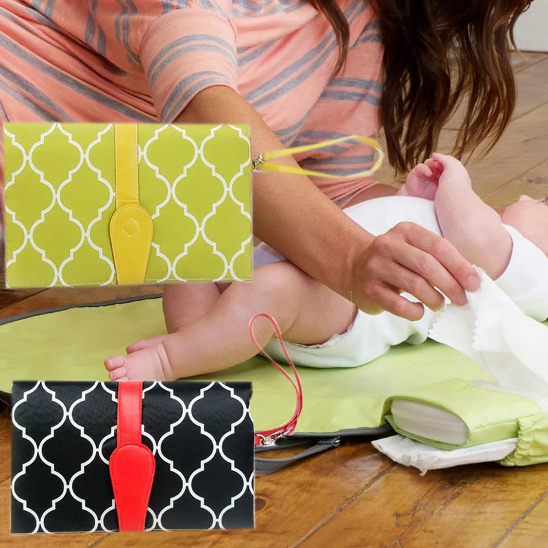 BABY DIAPER CHANGING CLUTCH